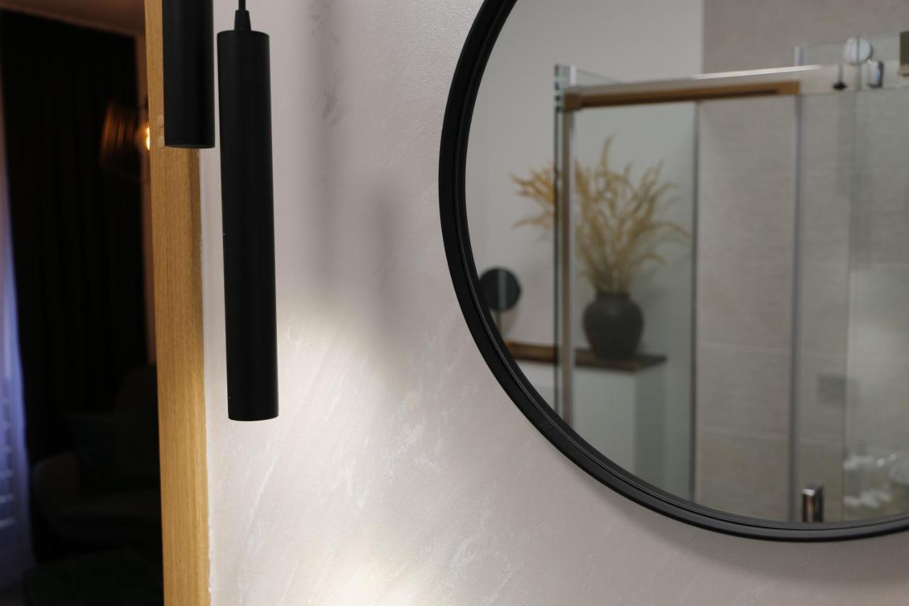 Flora Studio Apartments Korenica Zewnętrze zdjęcie
